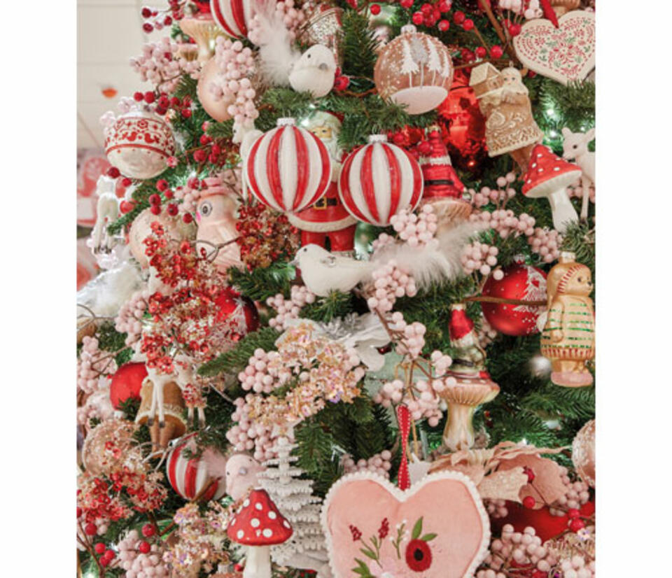 decoración árbol de navidad rojo