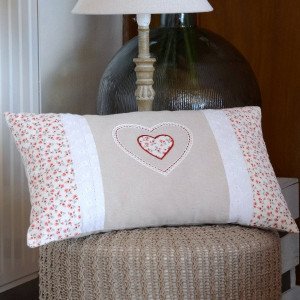 Coussin rectangulaire Amelia Rouge