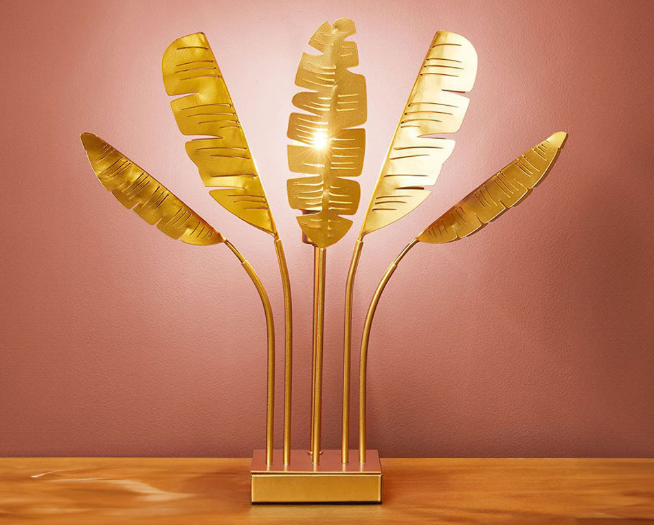 Goldfarbene Lampe