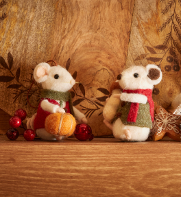 Deux petites souris d�coratives en feutrine