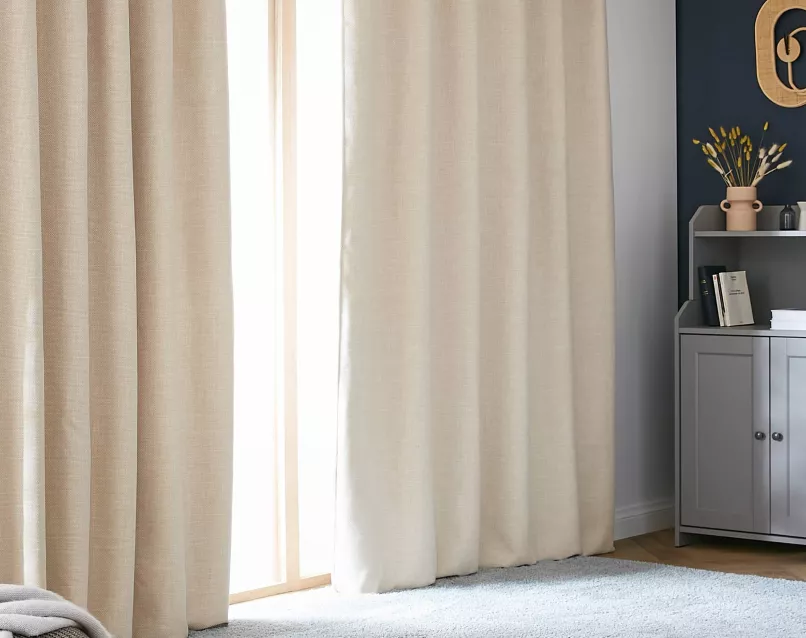 beige termiske mørklægningsgardiner