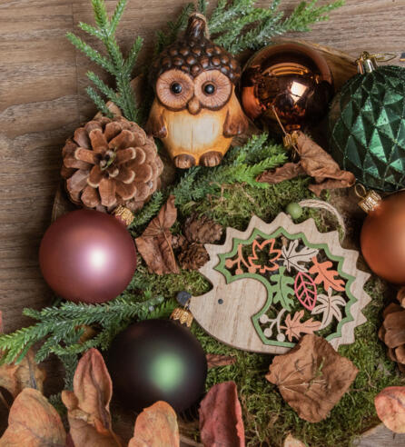 Addobbi di Natale : palline di Natale, ghirlande, decorazioni tavoli