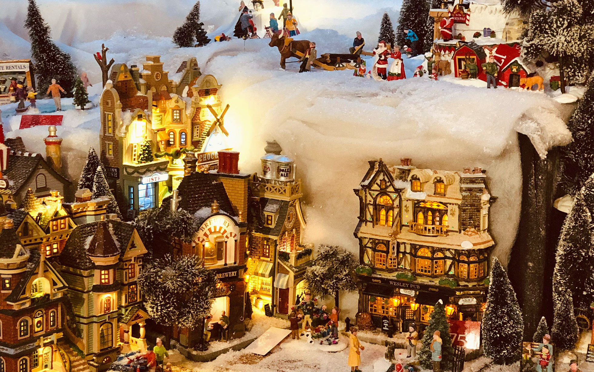 village de noël avec diiférentes hauteurs