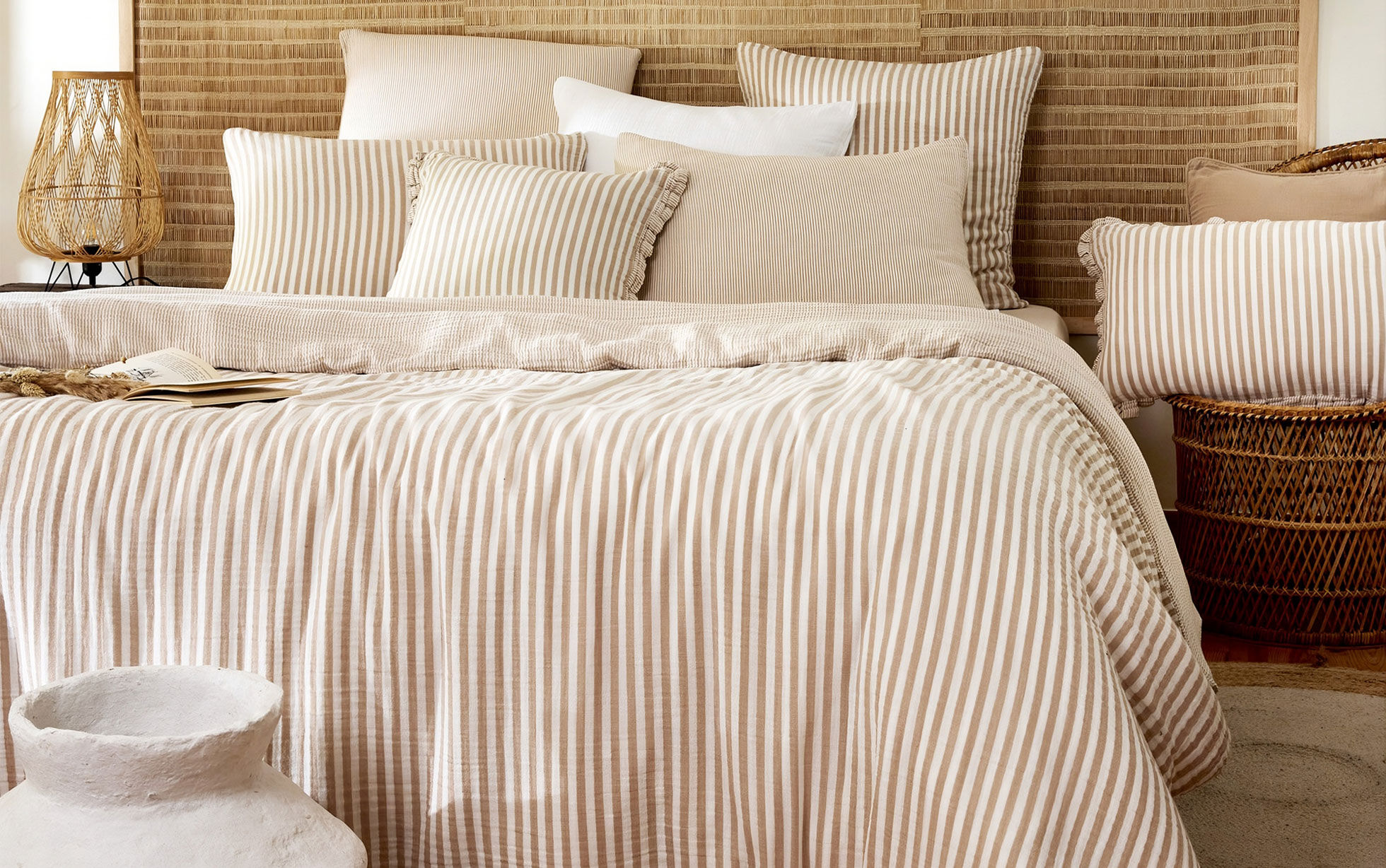 Bettwäsche gestreift beige