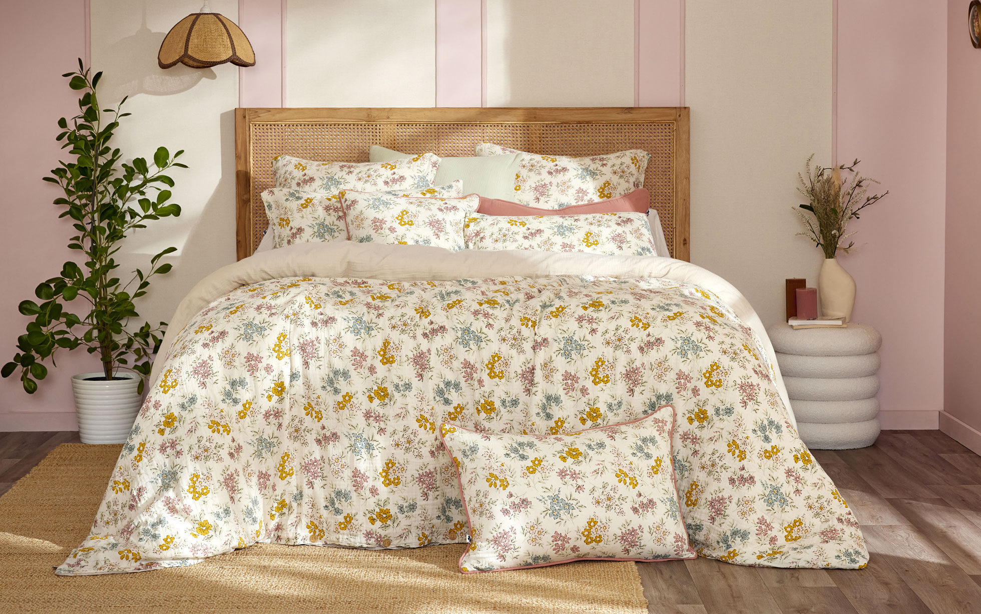 housse de couette motifs fleuris multicolores