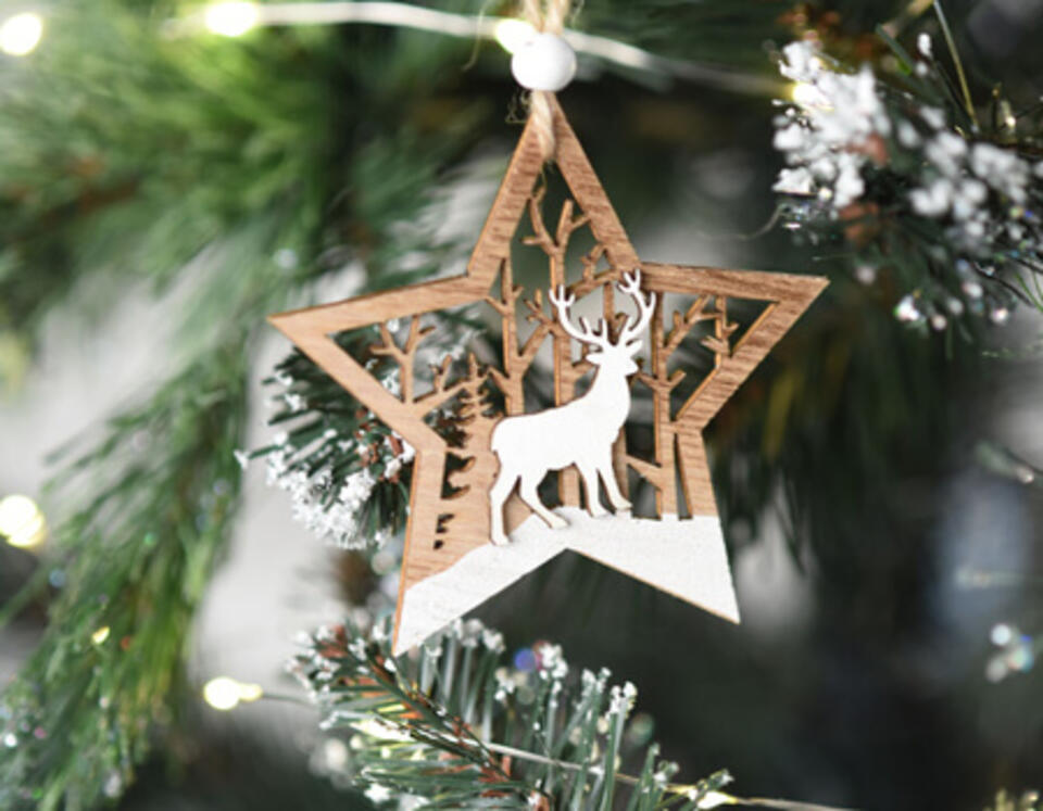 decoración de Navidad madera y blanco