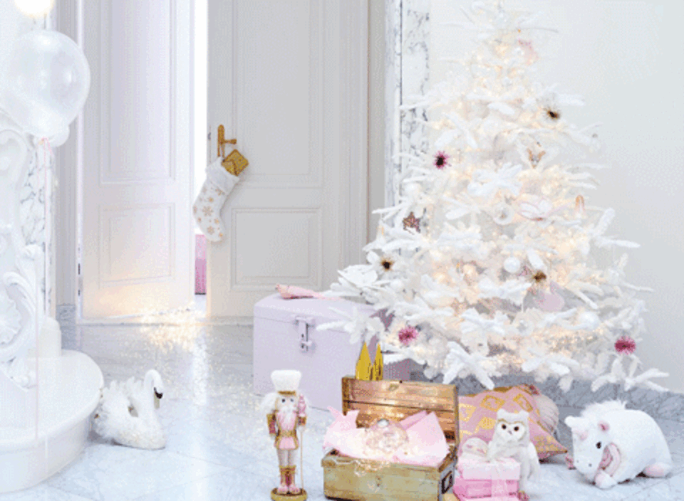 sapin de Noël blanc style féerique