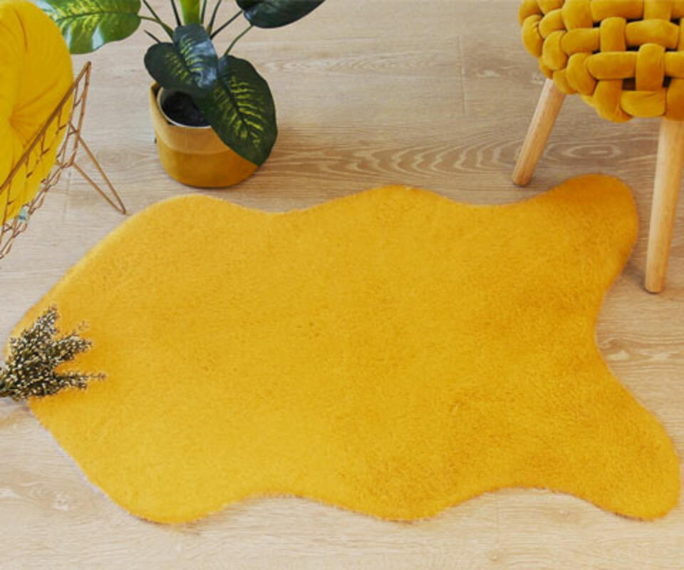 tappeto pecora giallo