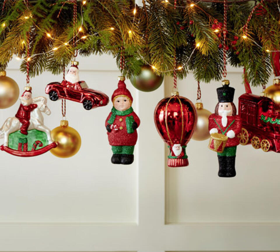 adornos tradicionales para árboles de navidad