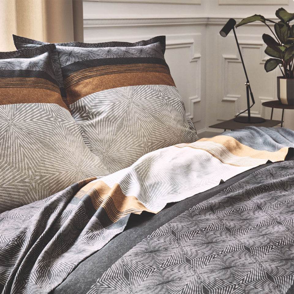 taies d'oreiller en satin de coton noires et beige