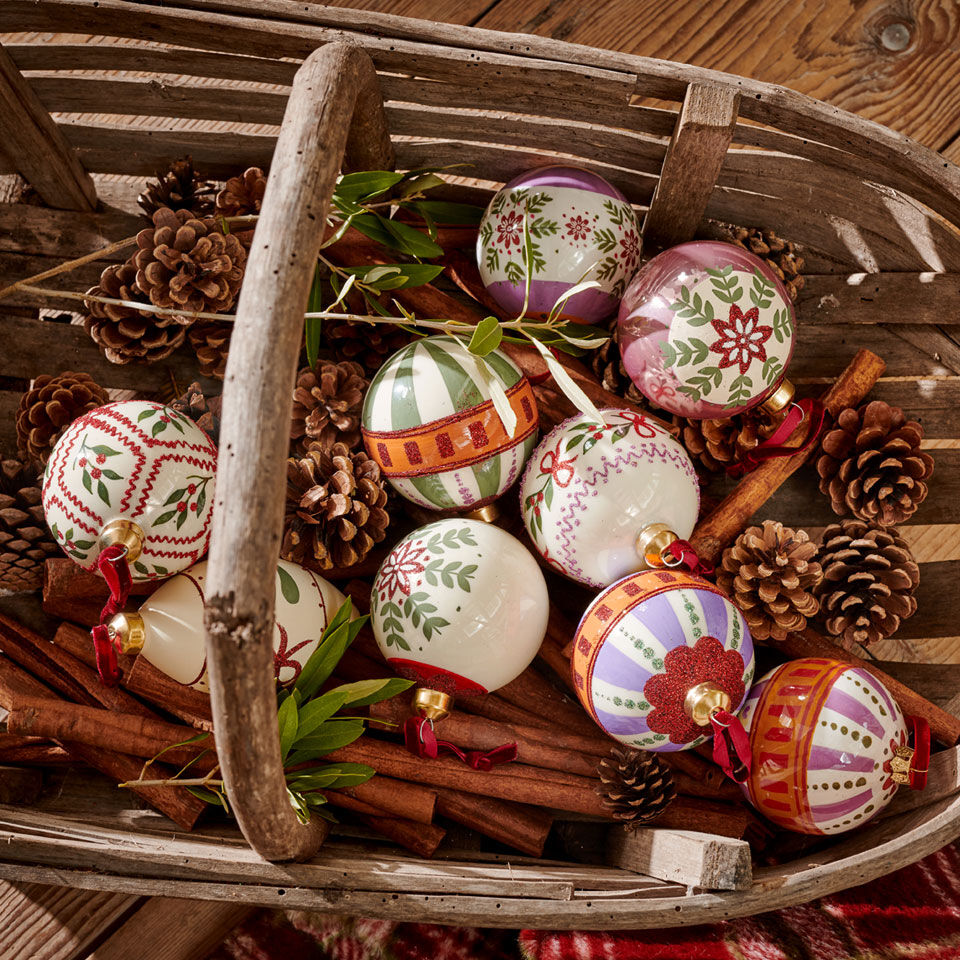 Bolas de Navidad de estilo natural