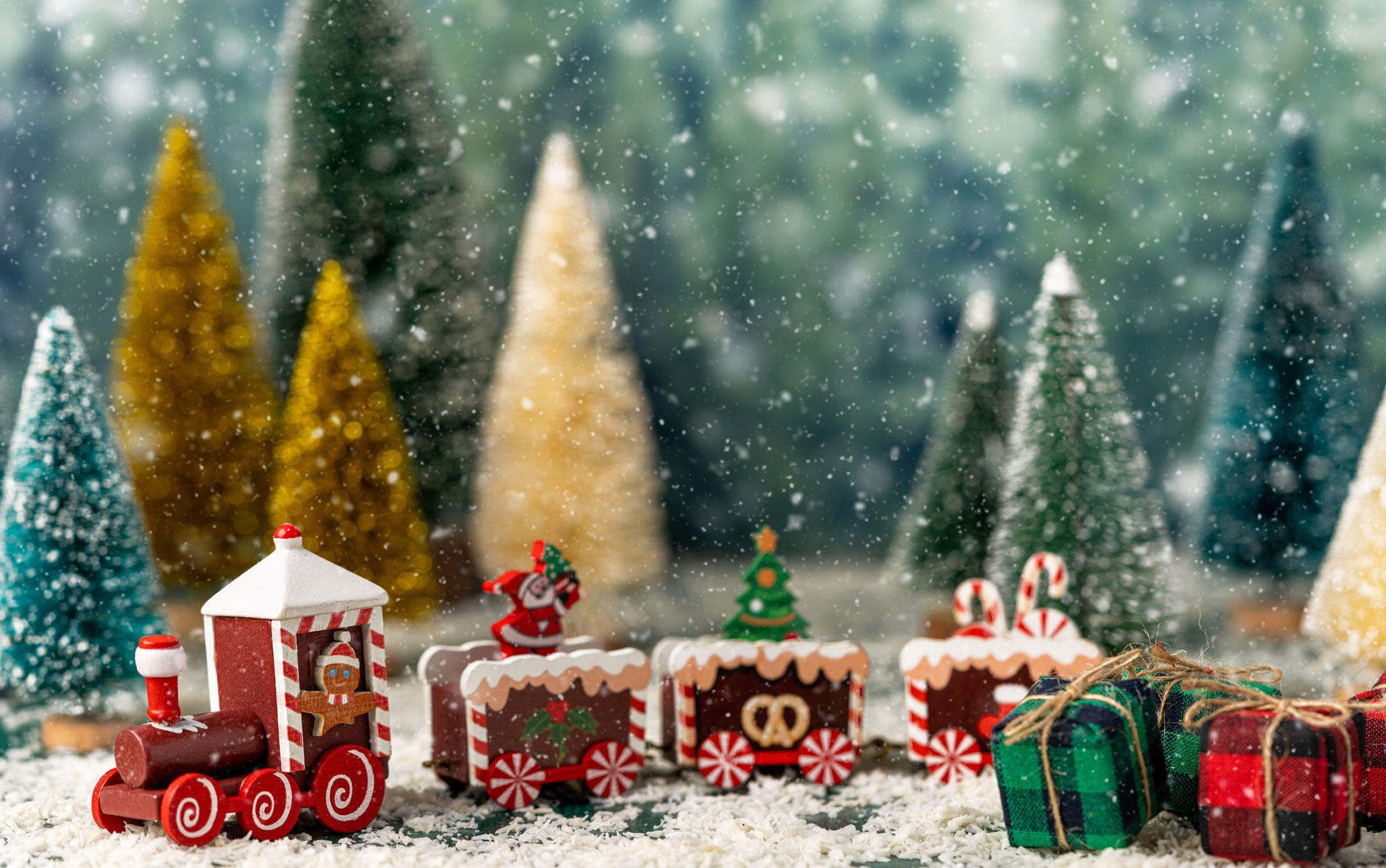train de noel en bois