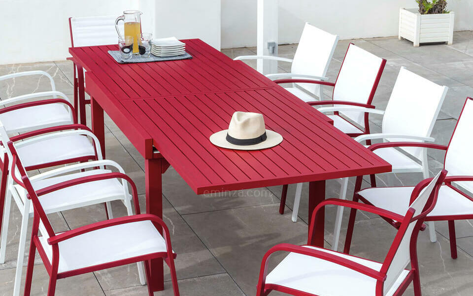 table de jardin aluminium rouge