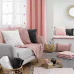 https://cdn2.eminza.com/uploads/cache/legacy_product_150_standard/uploads/media/650161932dc1c/coussin-carre-45-cm-zaina-gris-anthracite-2