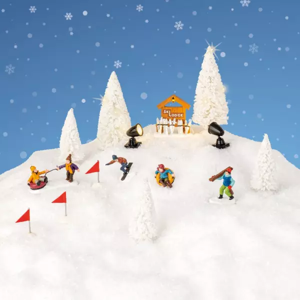 Accessoires Miniatures Pour Village De Noël PLULON - 33 Pièces (sapins, Figurines, Bonhommes De Neige) - Décoration Hivernale Maison, Maison De Poupée