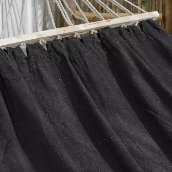 https://cdn2.eminza.com/uploads/cache/legacy_product_600_standard/uploads/media/64f72416cbad6/toile-de-hamac-nature-douce-gris-3
