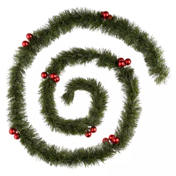 Tannengirlande geschmckt mit Weihnachtskugeln Rot