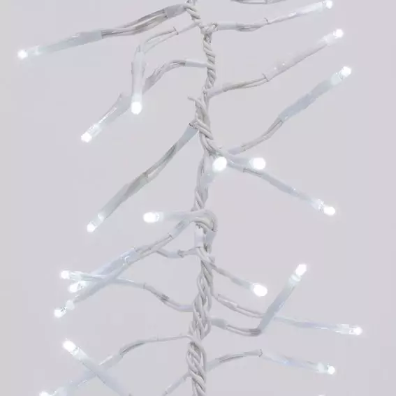https://cdn2.eminza.com/uploads/cache/legacy_product_600_standard/uploads/media/64ffa90ca1074/grappe-lumineuse-448-led-blanc-chaud-3-m-2