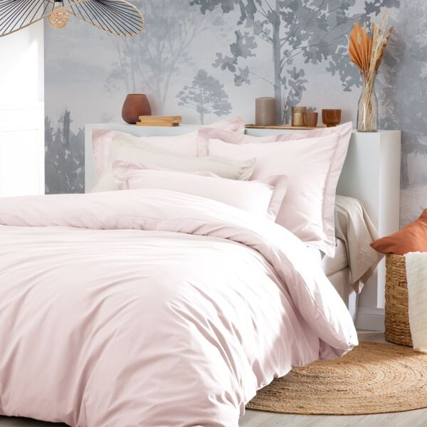 https://cdn2.eminza.com/uploads/cache/legacy_product_600_standard/uploads/media/65018d2c8b4b4/housse-de-couette-percale-de-coton-260-cm-cali-rose-poudre-2