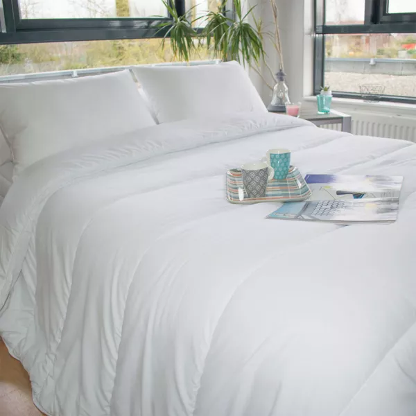 Piumone 140 cm Caldo Antiacaro Bianco Biancheria da letto Eminza