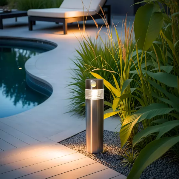 Borne de jardin solaire 150 lumens (H30 cm) Premium Argent