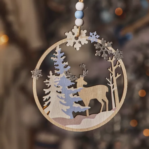 Suspension de No�l en bois (D11 cm) Caribou dans les bois Bleu clair
