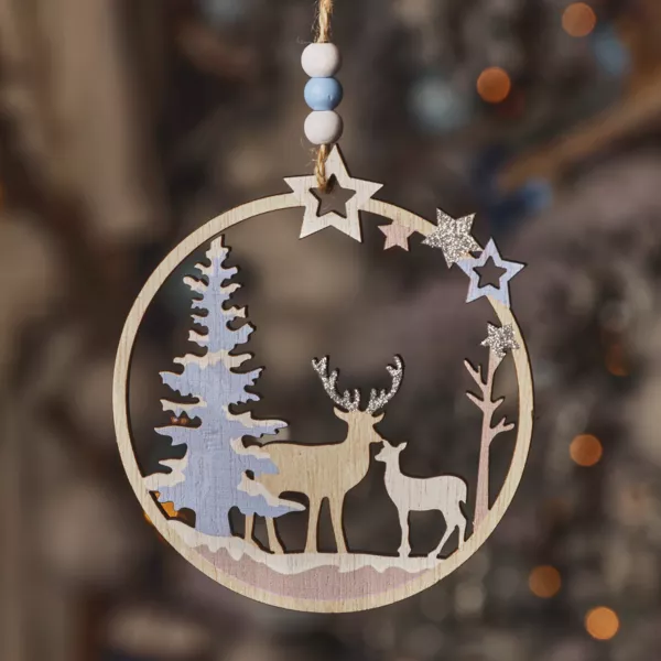 Suspension de Noël en bois (D11 cm) Renne et biche en forêt Bleu