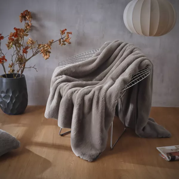 Plaid in finta pelliccia (140 x 200 cm) Finn Taupe