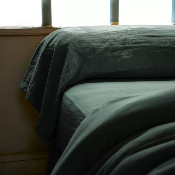 Funda de almohada Gaïa de algodón muselina (L 185 cm) Verde Pino