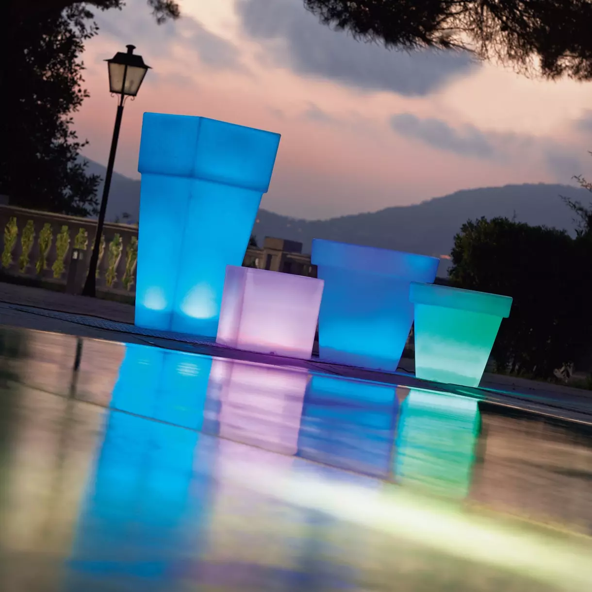 Macetero Cali 18 LED (H65 cm) - Multicolor 7