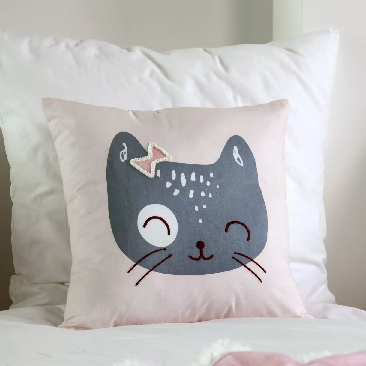 Coussin carré enfant (40 cm) Zoeline Gris souris 1