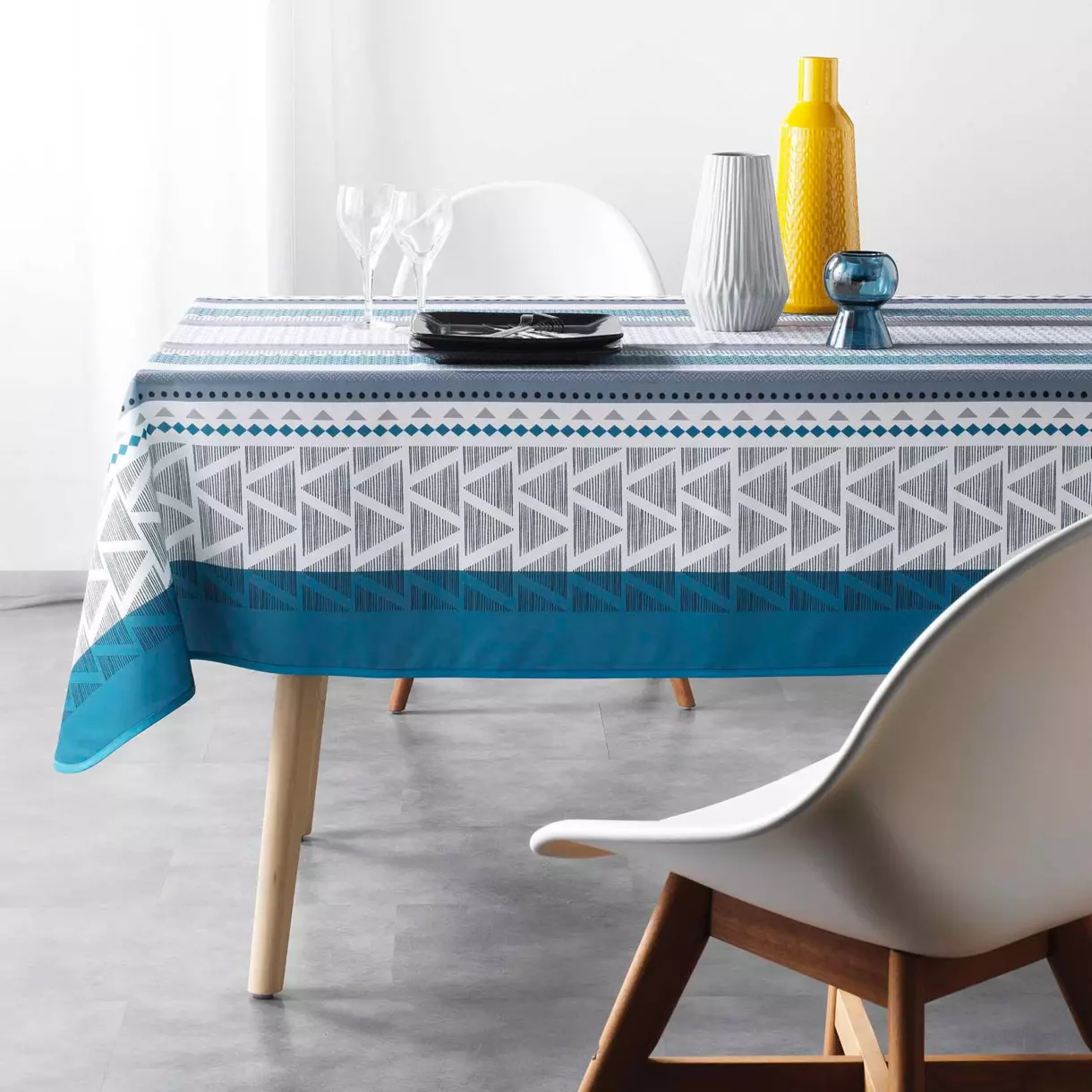 Nappe rectangulaire anti tache (L240 cm) Pacome Bleue 1
