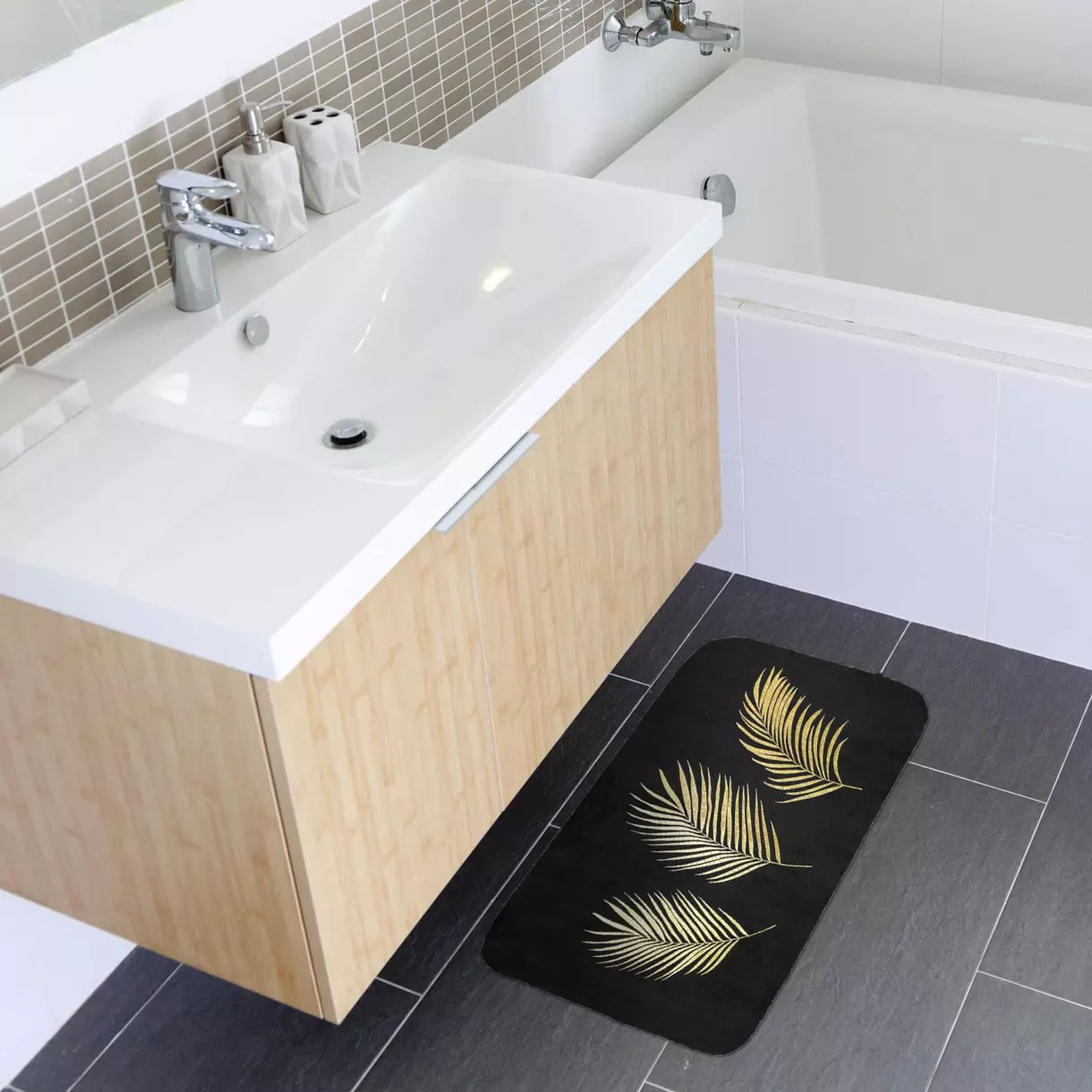 Tapis de bain microfibre Orbella Noir et or 1