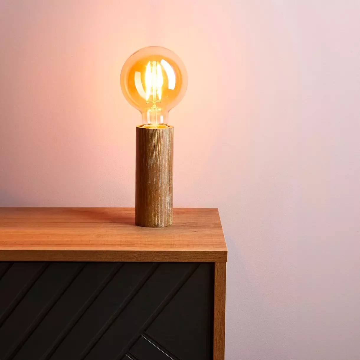 Lampe à poser Finn Bois 1