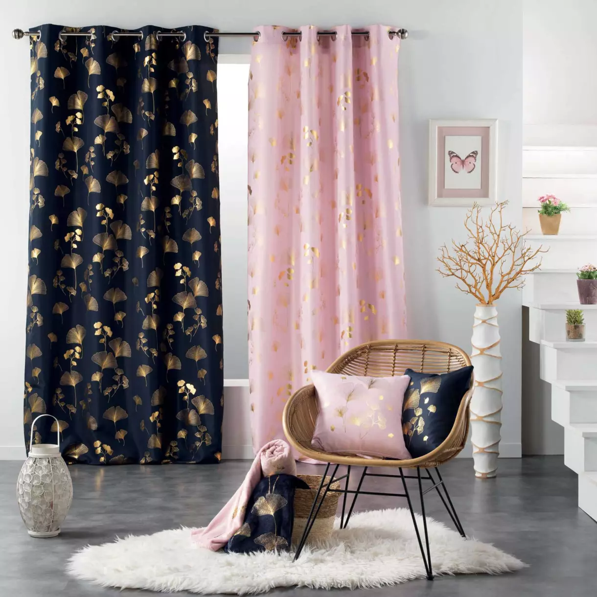 Cortina semi opaca (140 x 260 cm) Bloomy Azul marino 1