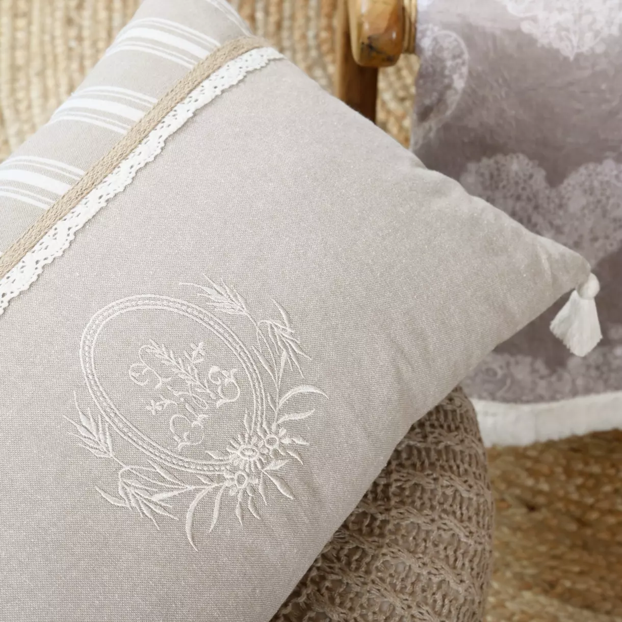 Coussin rectangulaire (50 cm) Adelaïde Beige 1