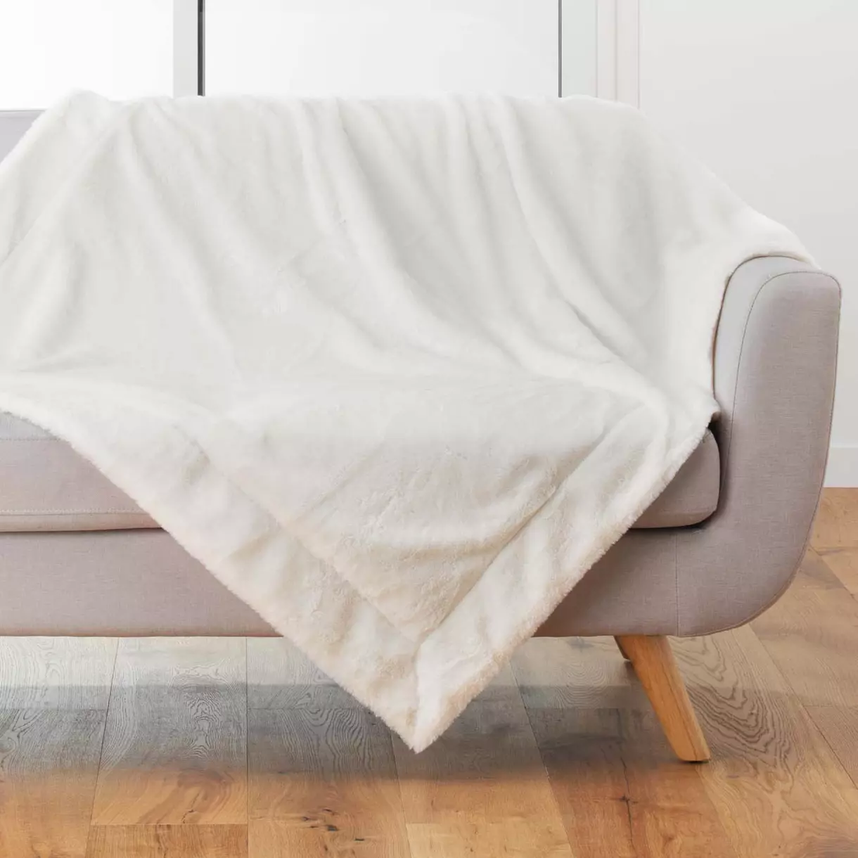 Plaid fausse fourrure (220 cm) Caresse Ecru 1