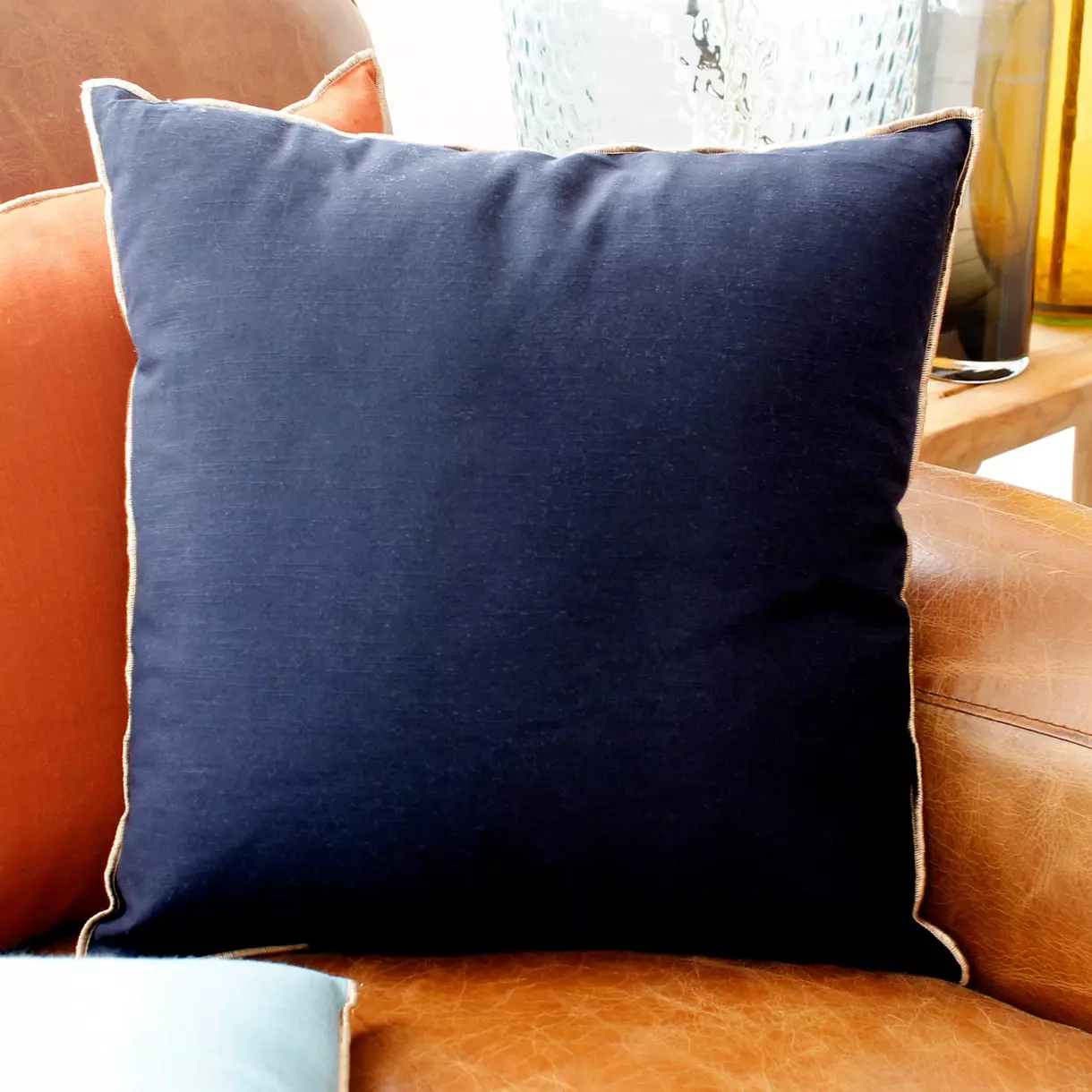 Coussin carré (40 cm) Vegetalis uni Bleu marine 1