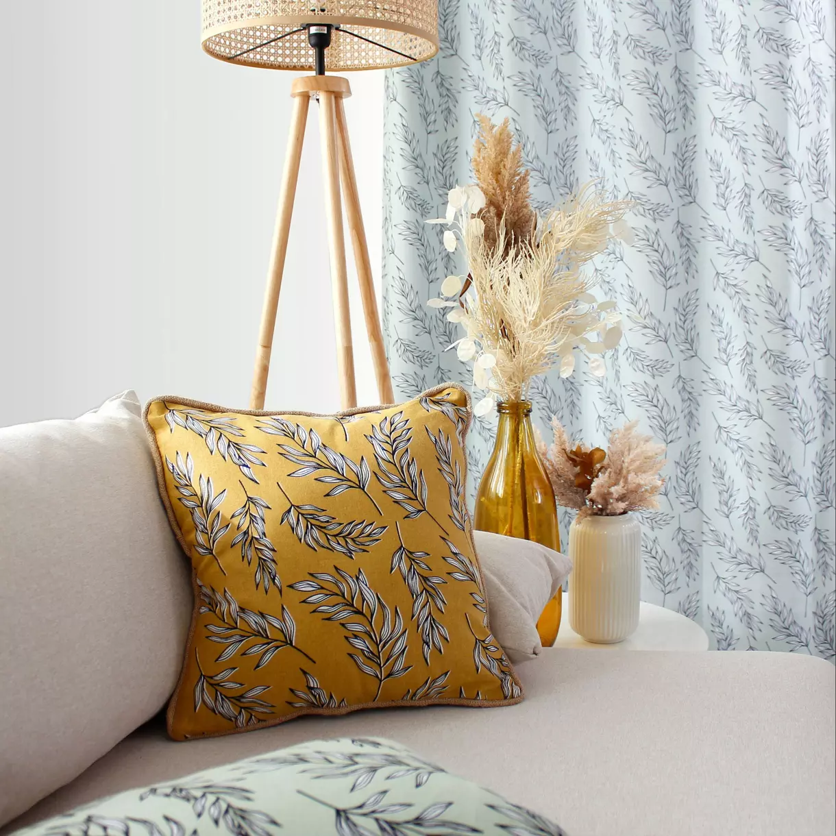 Coussin carré coton (40 cm) Lily Jaune ocre 1