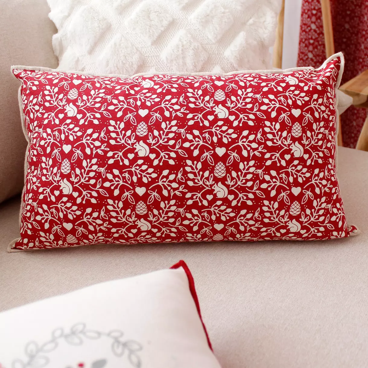 Coussin rectangulaire (50 cm) Karellis Rouge 1