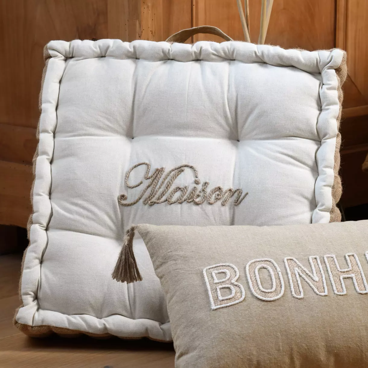 Coussin de sol carré (45 cm) Maison Ecru 1