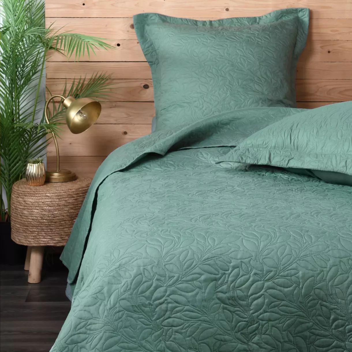 Colcha y funda de almohdón (260 x 240 cm) Cassandre Verde arcilla 1