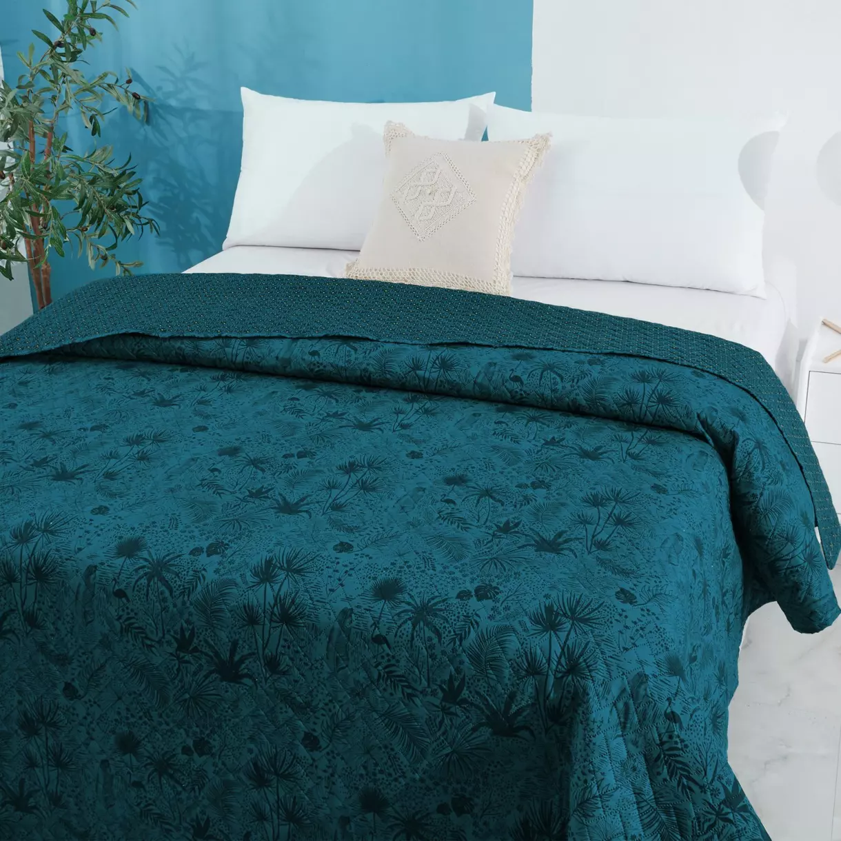 Boutis (240 x 220 cm) Coloni Bleu canard 1