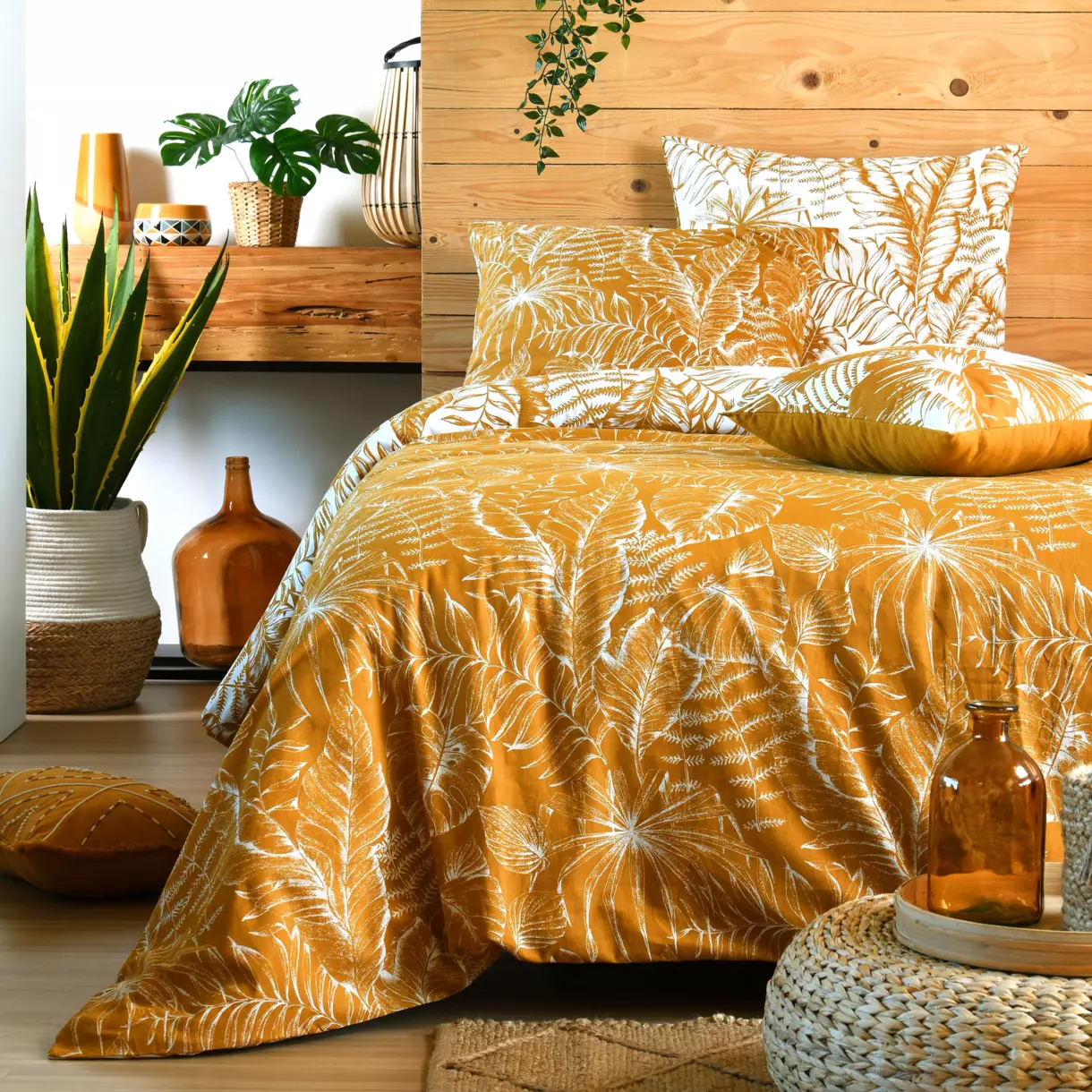 Housse de couette et deux taies coton (240 cm) Bamako Jaune safran 1