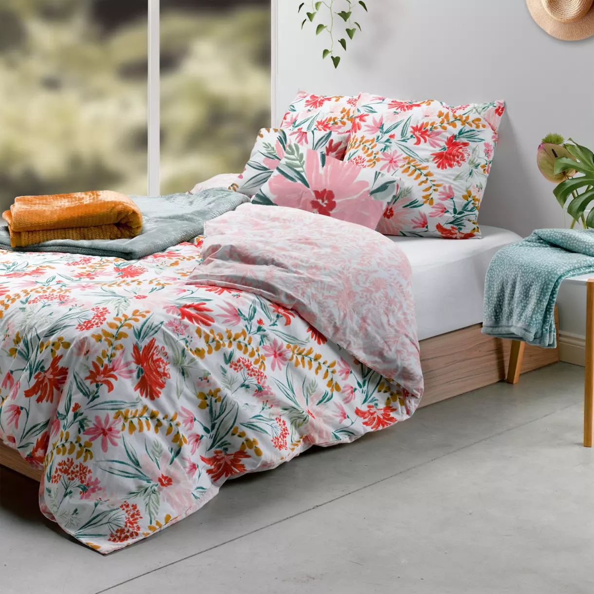 Housse de couette et deux taies coton (240 cm) Marna Rose