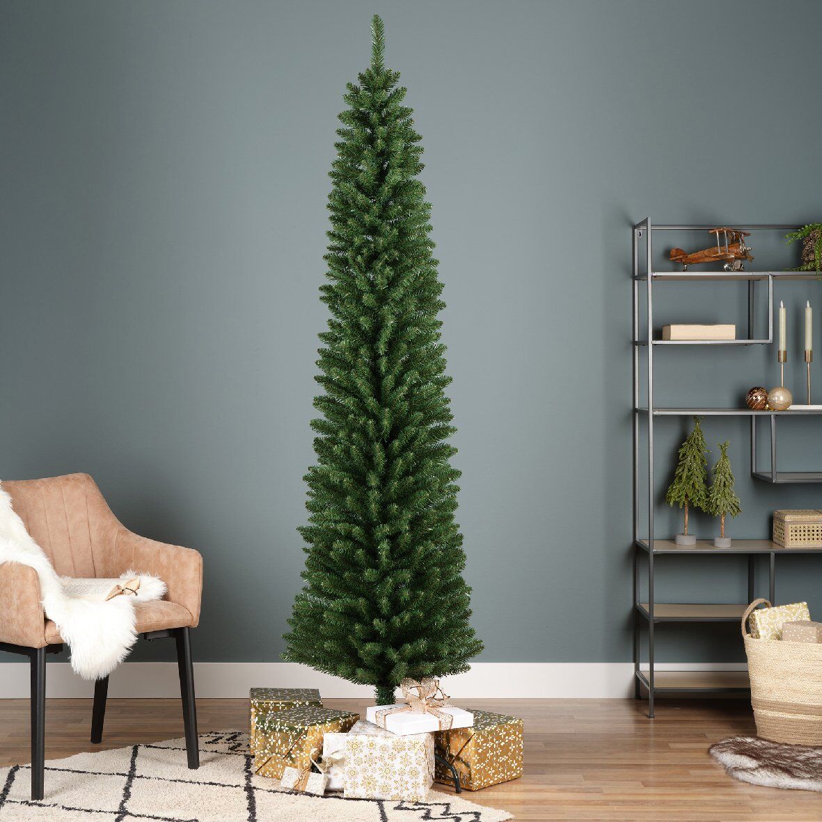 Künstlicher Weihnachtsbaum Narrow H240 cm Tannengrün 1