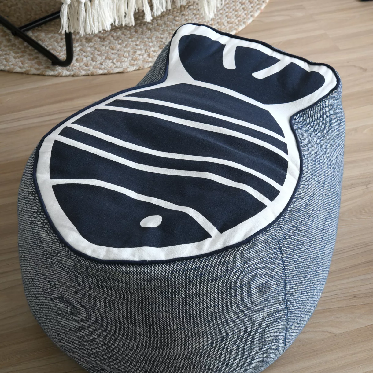 Coussin de sol coton poisson (58 x 30 cm) Escale Bleu marine