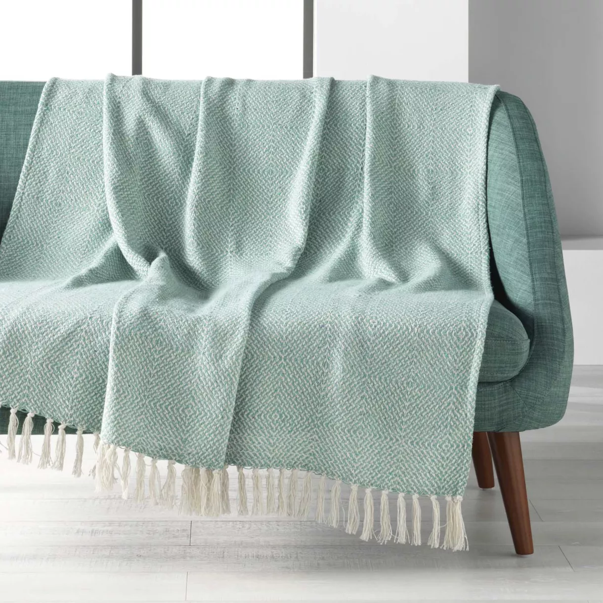 PLAID A FRANGES 125 x 150 CM COTON TISSE LOUISETTE SAUGE