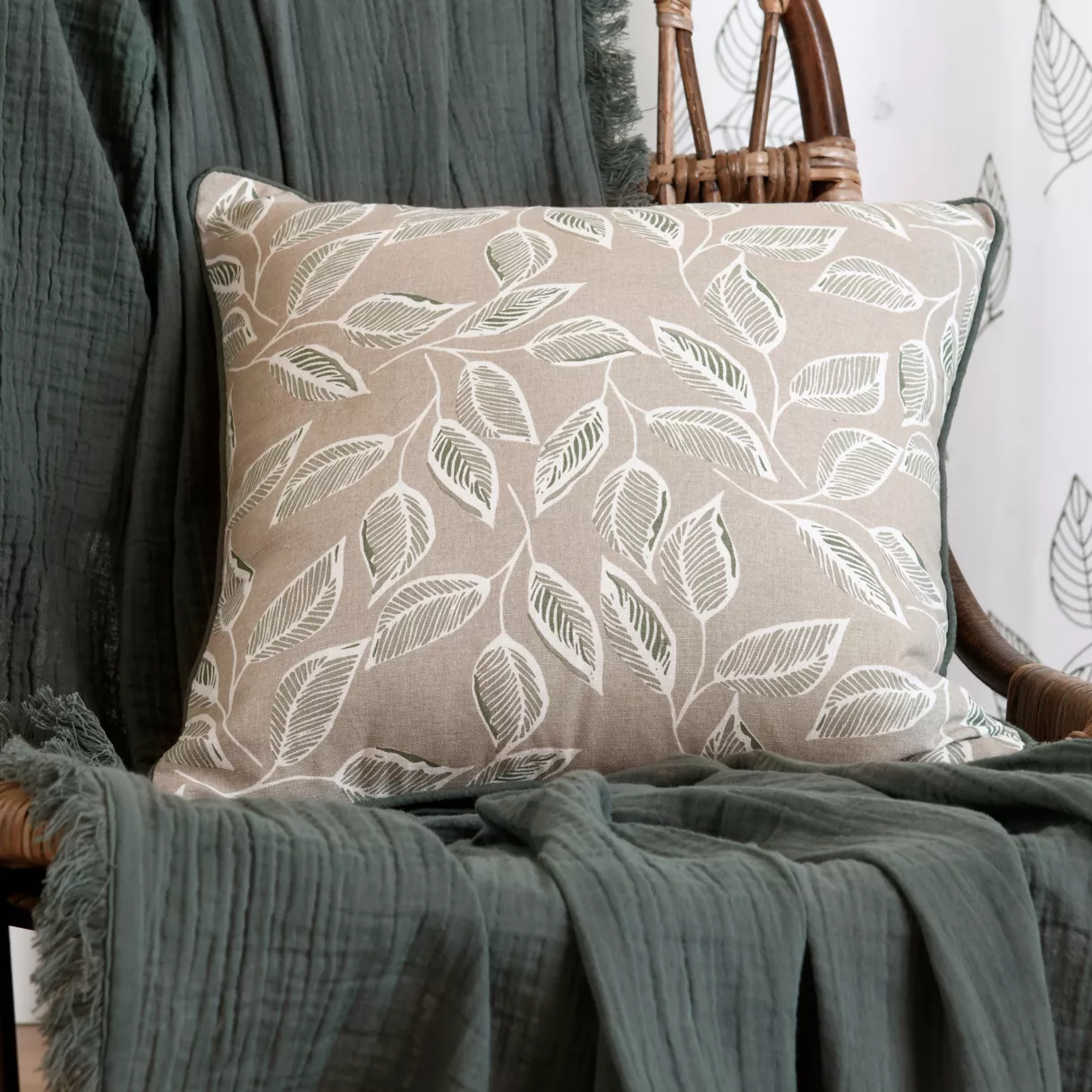 MANISA COUSSIN 40X40 VERT