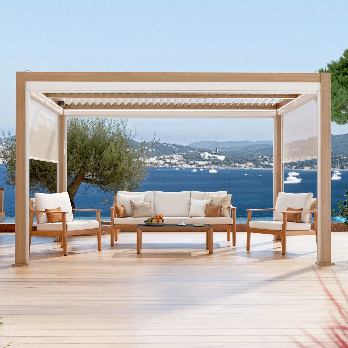 PERGOLA BIOCLIMATIQUE MOTORISEE AVEC LED 3X4 IMITATION BOIS